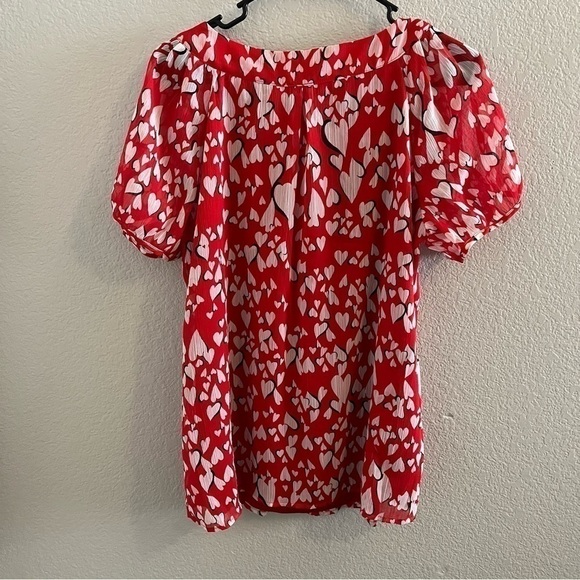 Heart print blouse - Picture 2 of 6